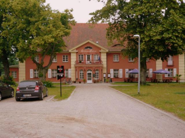 Altes Gutshaus-Federow Hotell Exteriör bild